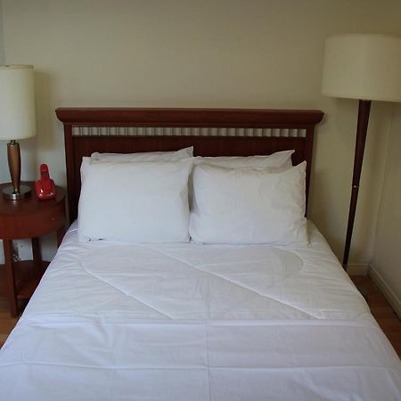 Toronto Central Hotel Kültér fotó