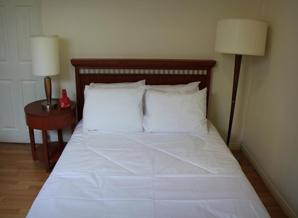 Toronto Central Hotel Kültér fotó